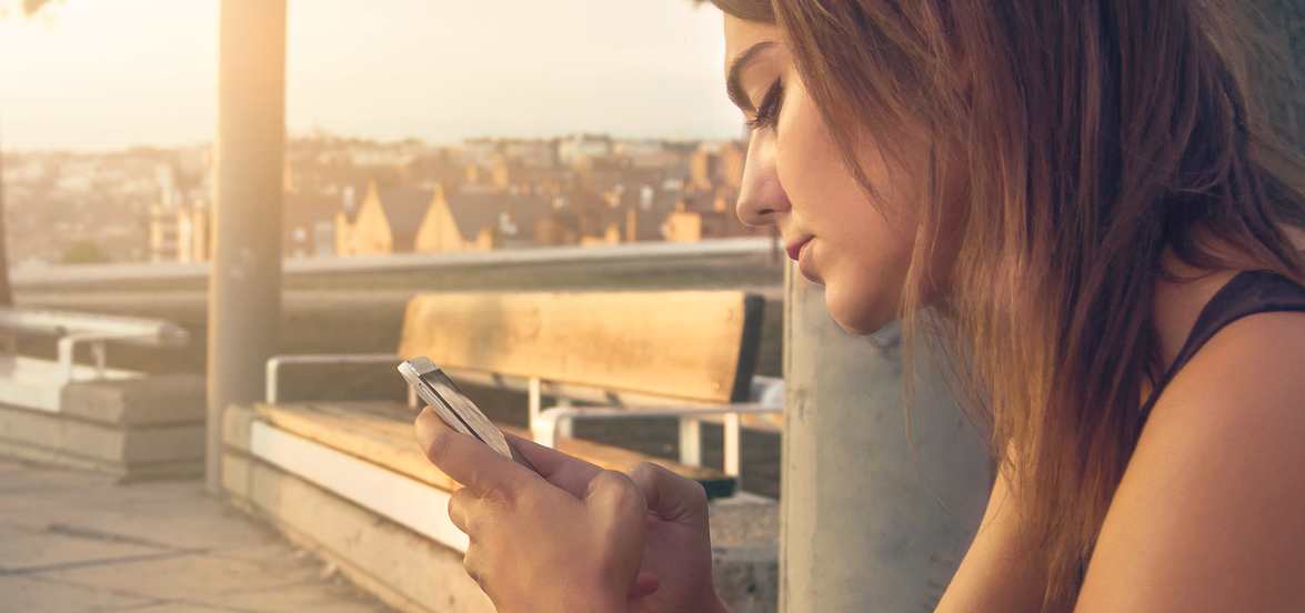 doomscrolling dipendenza da smartphone